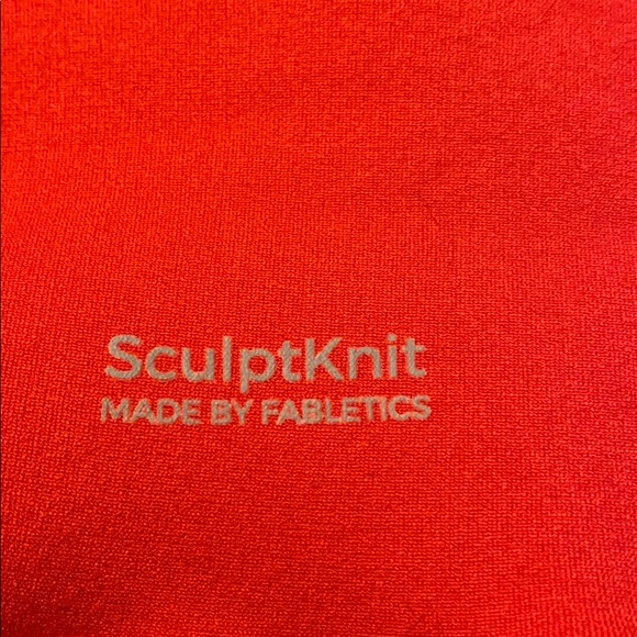 High-Waisted SculptKnit® Essential Legging - Picture 5 of 5